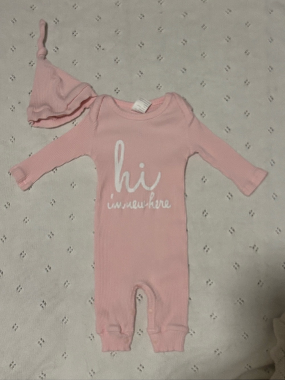 Pink 'hi' Ribbed Baby One-Piece with Knot Hat